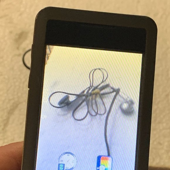 Coby 8 GB Digital Media Player - Works, Battery Dead / Parts - Repair - Picture 3 of 7